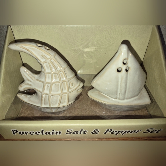 Mary Rich Company Other - NWT's Mary Rich Company Salt & Pepper Shakers, Fish & Sailboat